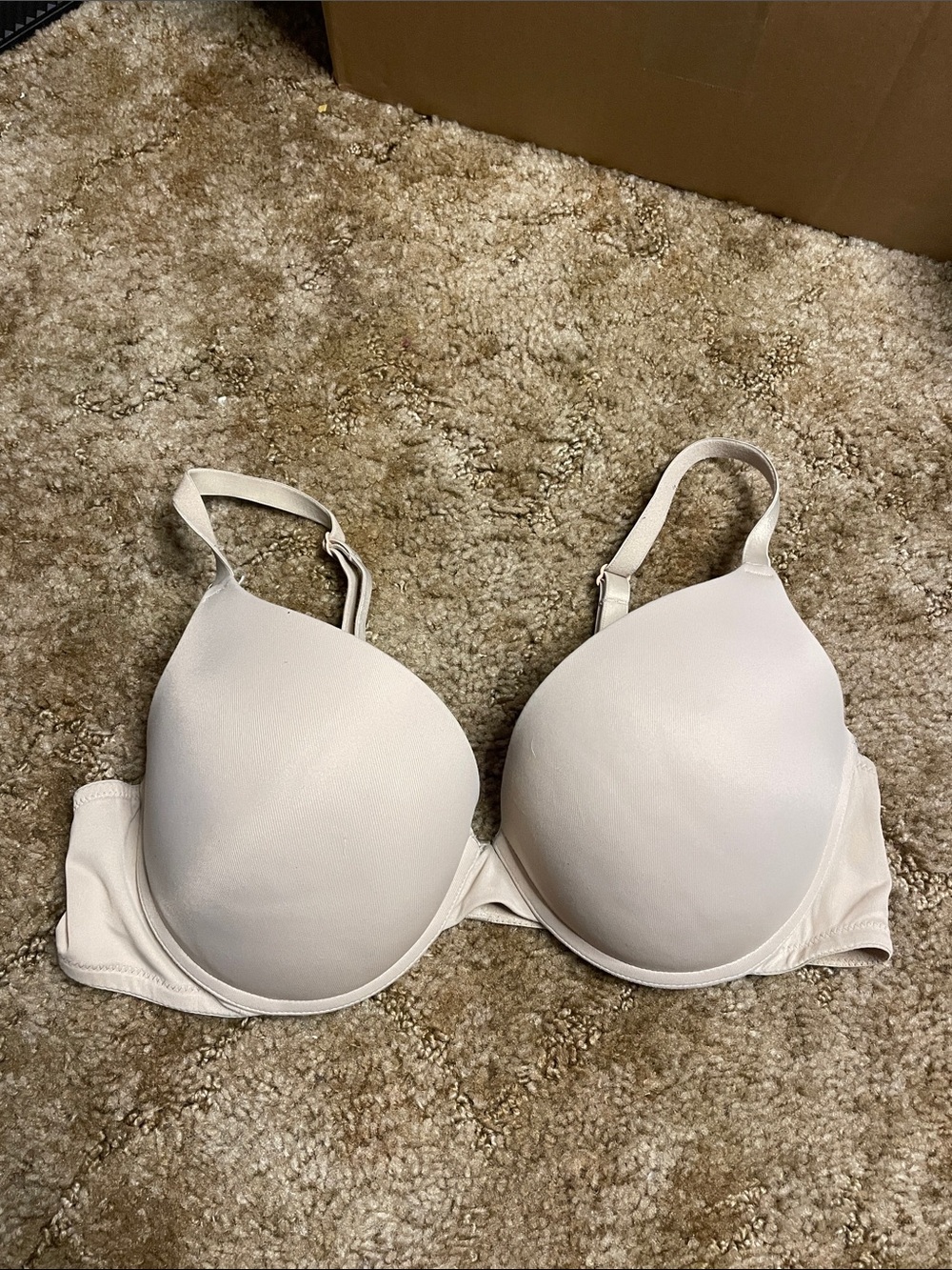 PINK Victoria’s Secret Wear Everywhere Push Up Bra Size 38B
